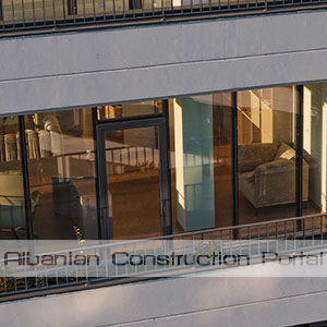 Dyer dhe Dritare Dyer dhe Dritare